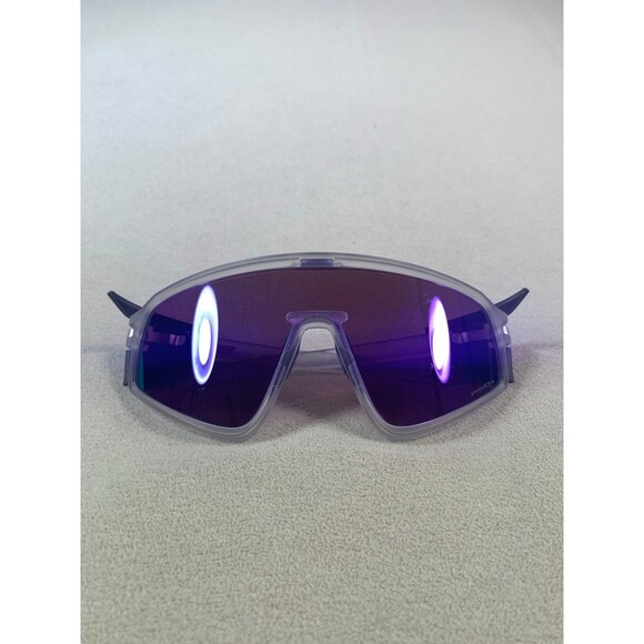 Oakley Latch Panel Sunglasses OO9404-0235 Matte Clear Prizm Violet w/Pouch - Picture 9 of 11
